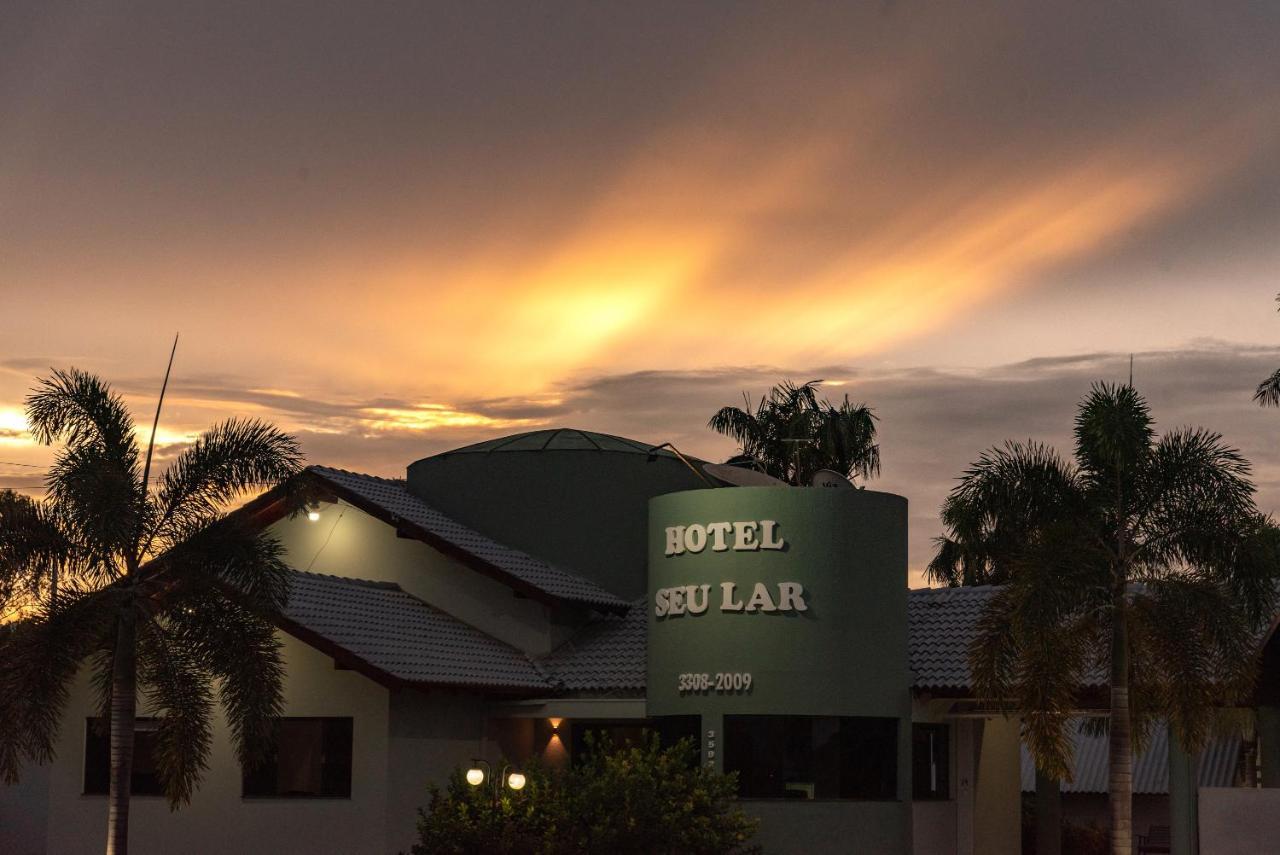 Hotel Seu Lar Nova Mutum エクステリア 写真